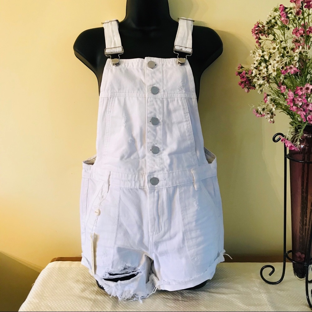 BlankNYC Distressed White Denim Shortall Overalls Size 25